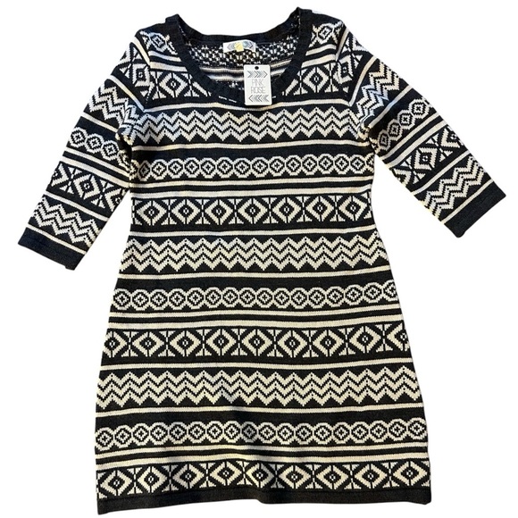 Pink Rose Black and Cream Geometric Patterned Dress - Picture 1 of 4